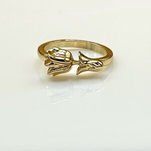 Gold tulip midi ring
